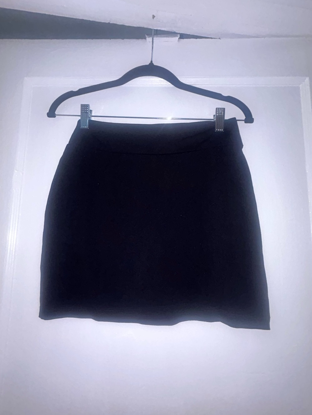 Classic Black Women's Mini Skirt by Susan Monaco size small length 15”